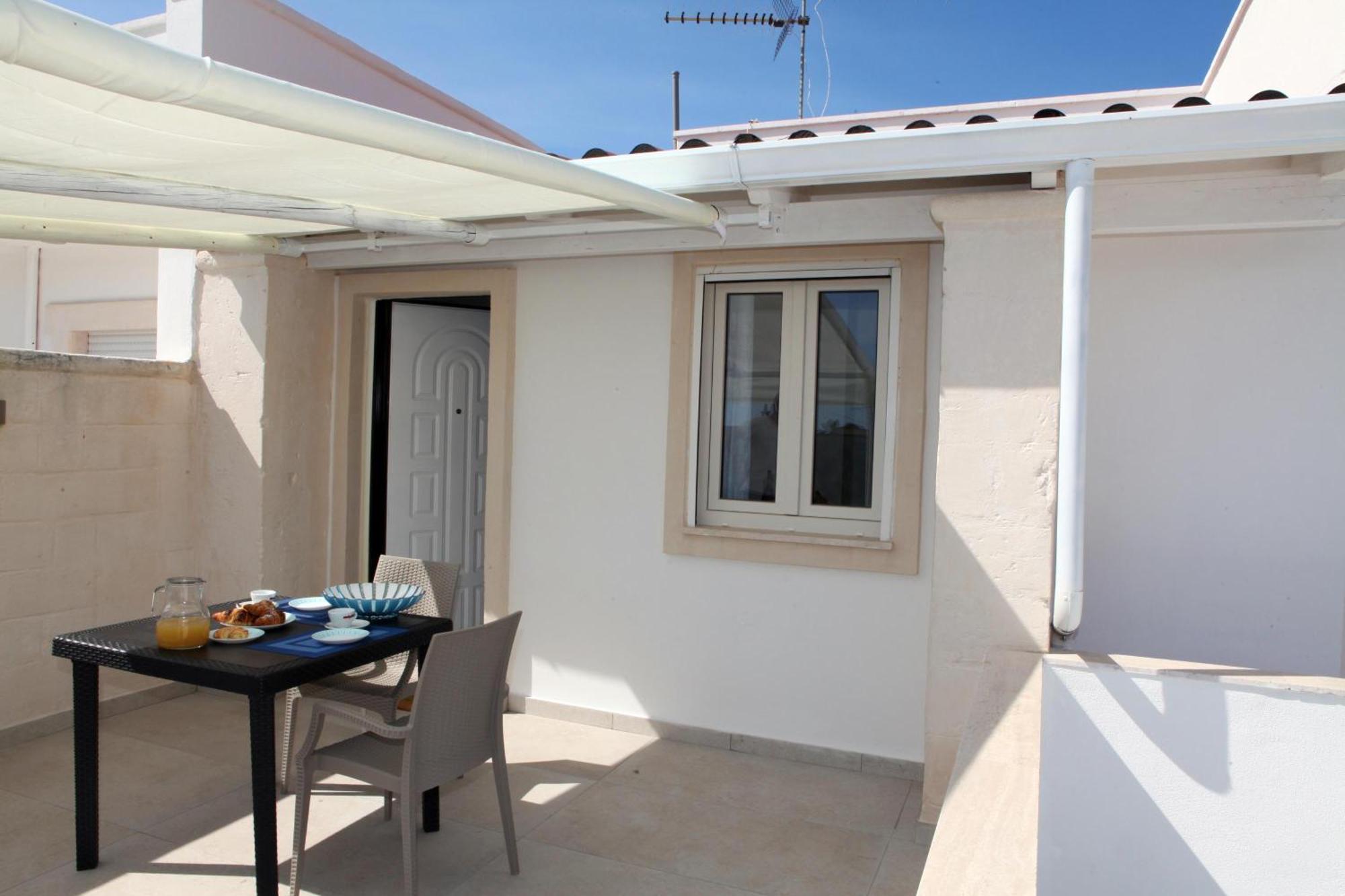Pino Resort With Shared Pool Torre Lapillo Exterior photo